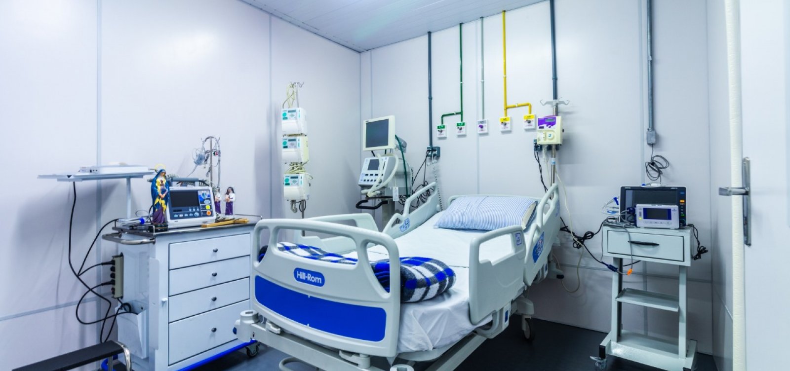 Hospital de campanha montado no Wet'n Wild está 'praticamente pronto', diz prefeitura