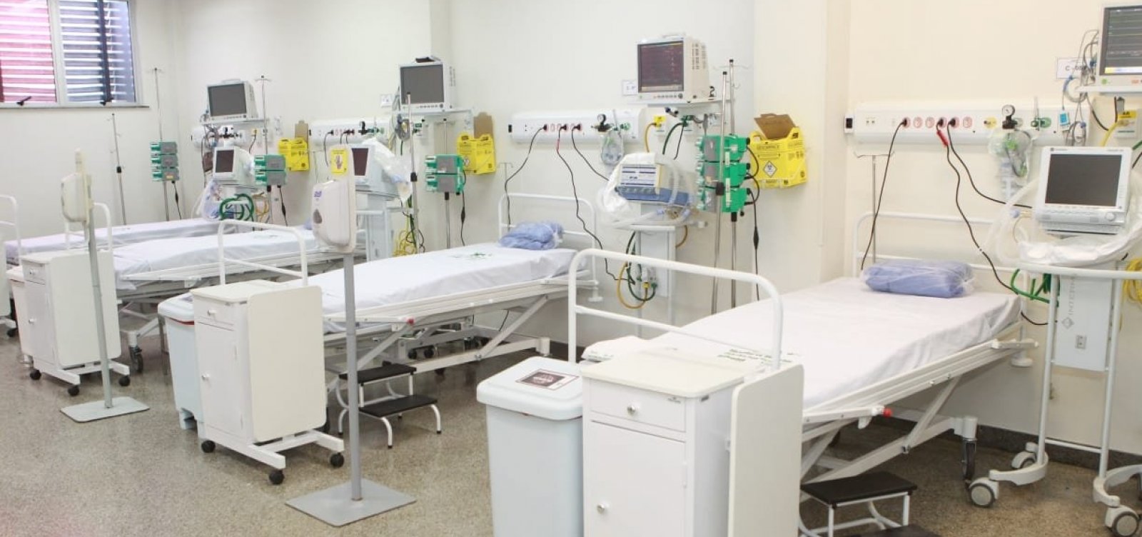 Governo do Estado abre 20 leitos de UTI no Hospital do Subúrbio para pacientes com Covid-19