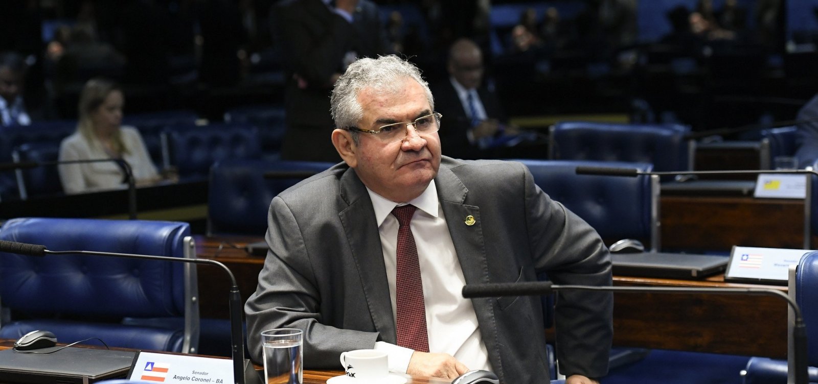 Coronel revela pressão da família Bolsonaro para encerrar CPMI das Fake News