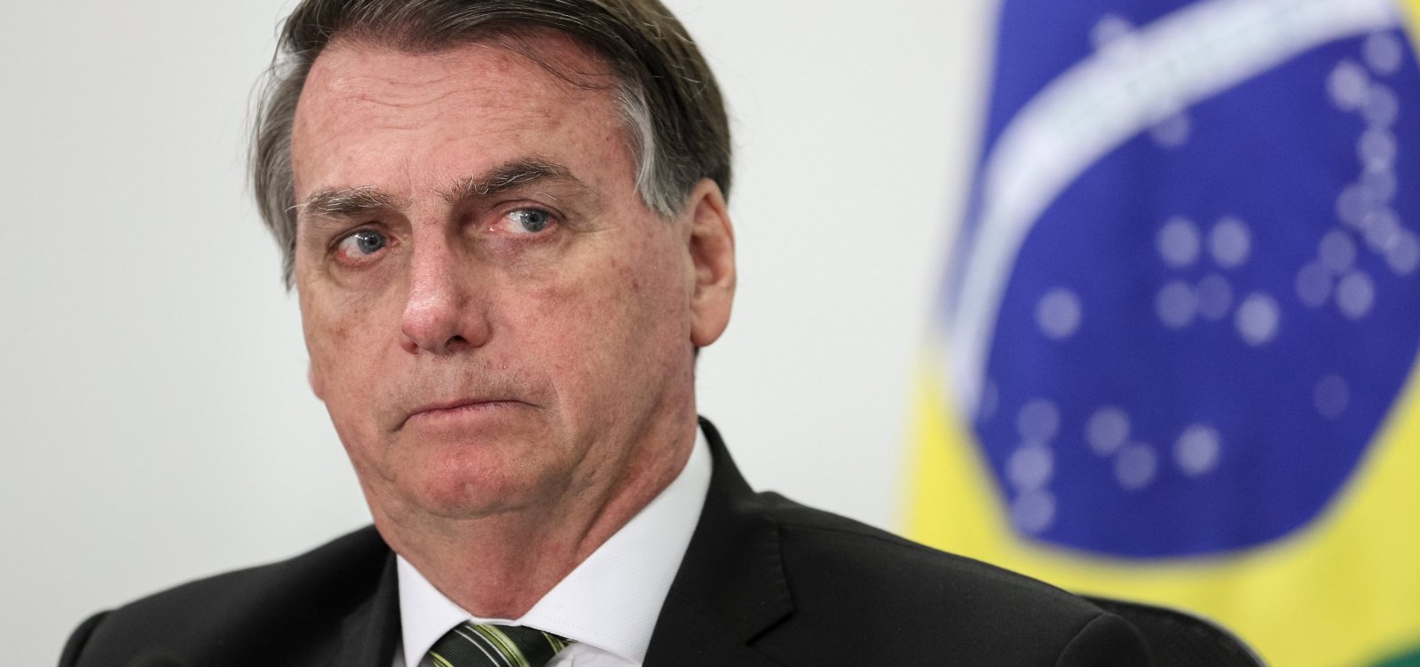 Avaliação negativa do governo Bolsonaro sobe 12 pontos e atinge 43%, diz CNT/MDA