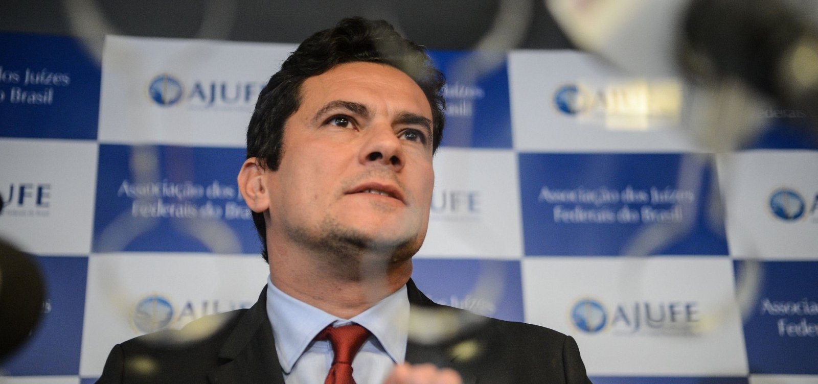 Após assistir a vídeo de reunião ministerial, advogado de Moro defende divulgação na íntegra