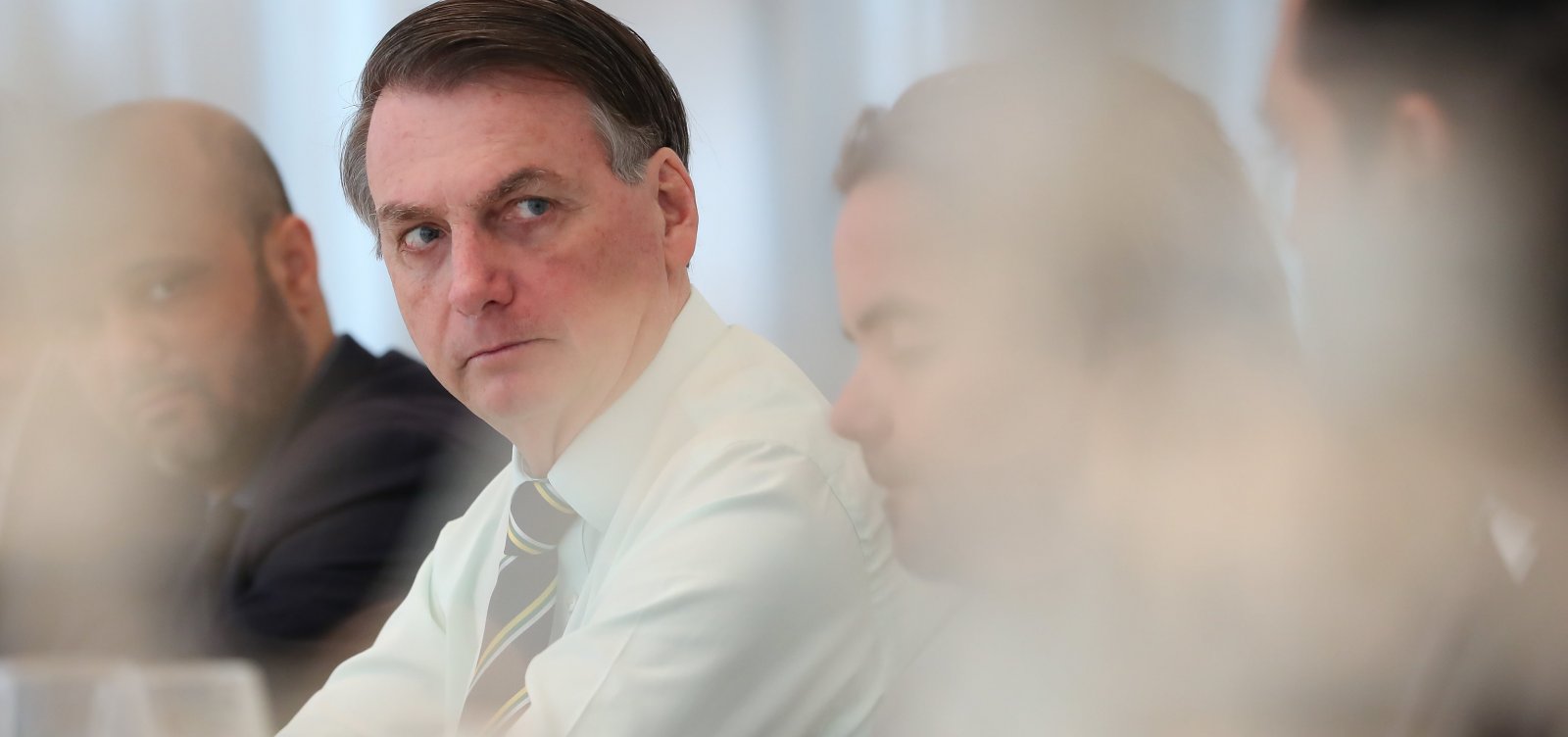 Bolsonaro vai entregar exames de coronavírus ao STF