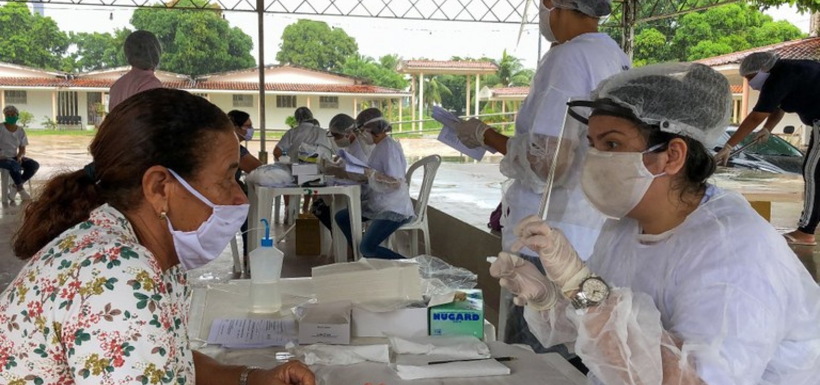 Mais de 31 mil profissionais de saúde de Salvador farão testes para Covid-19