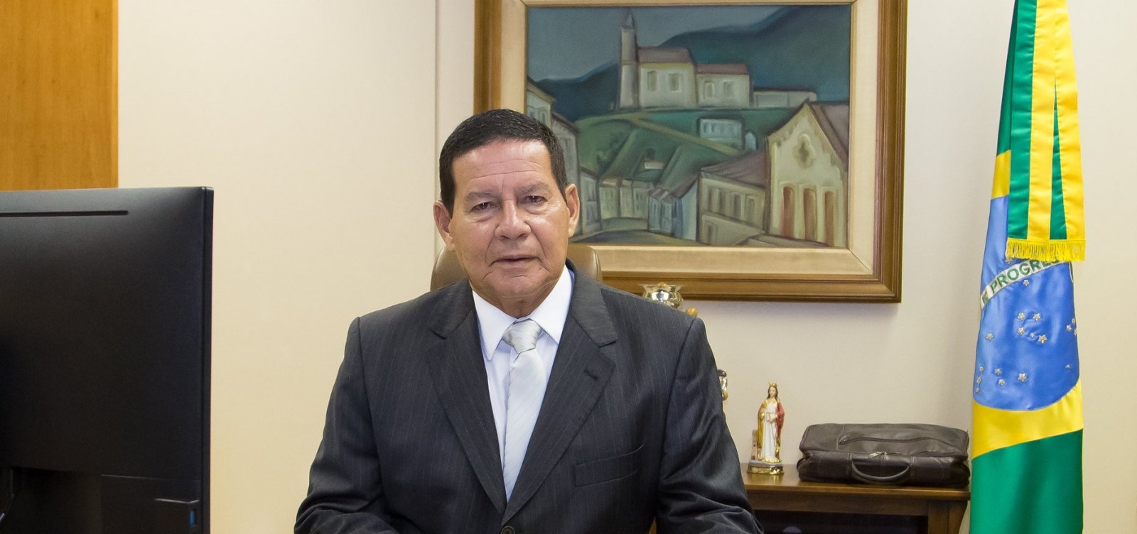 Contraprova de Mourão para coronavírus dá negativo