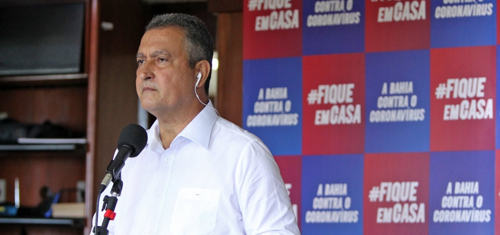 Rui rebate pressão de Bolsonaro pela cloroquina: 'Na Bahia, quem passa receita não são os políticos'