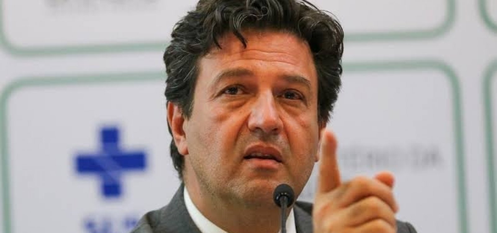 Mandetta diz que vai colaborar com cidades do sul da Bahia após disparo no número de casos de Covid-19