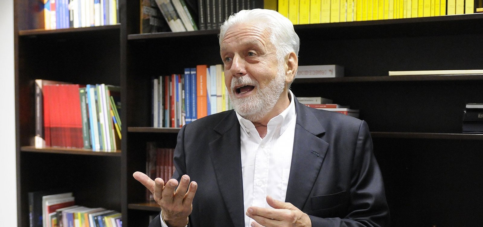 Jaques Wagner elogia articulação de Rui e Neto contra pandemia: 'Os dois têm juízo'