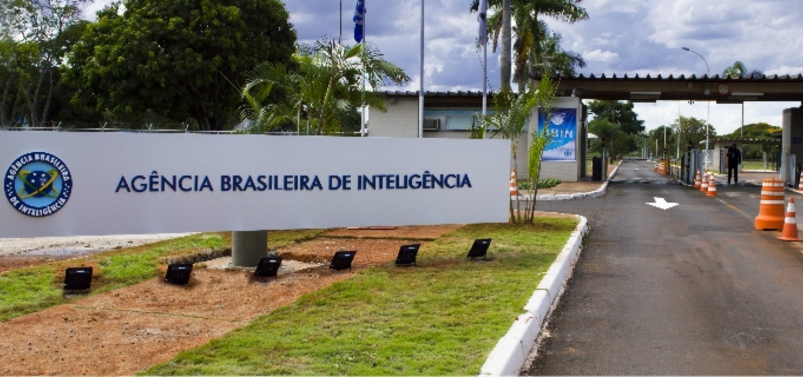 Agência Brasileira de Inteligência recebeu 1.272 relatórios para repassar informações a Bolsonaro