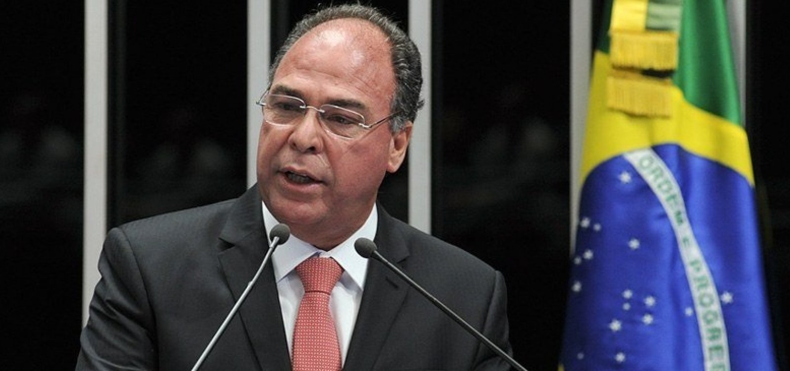 Líder do governo no Senado, Fernando Bezerra Coelho defende demissão de Weintraub