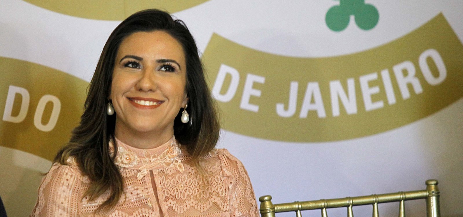 PF investiga primeira-dama do Rio por ligação com esquema de desvios na saúde