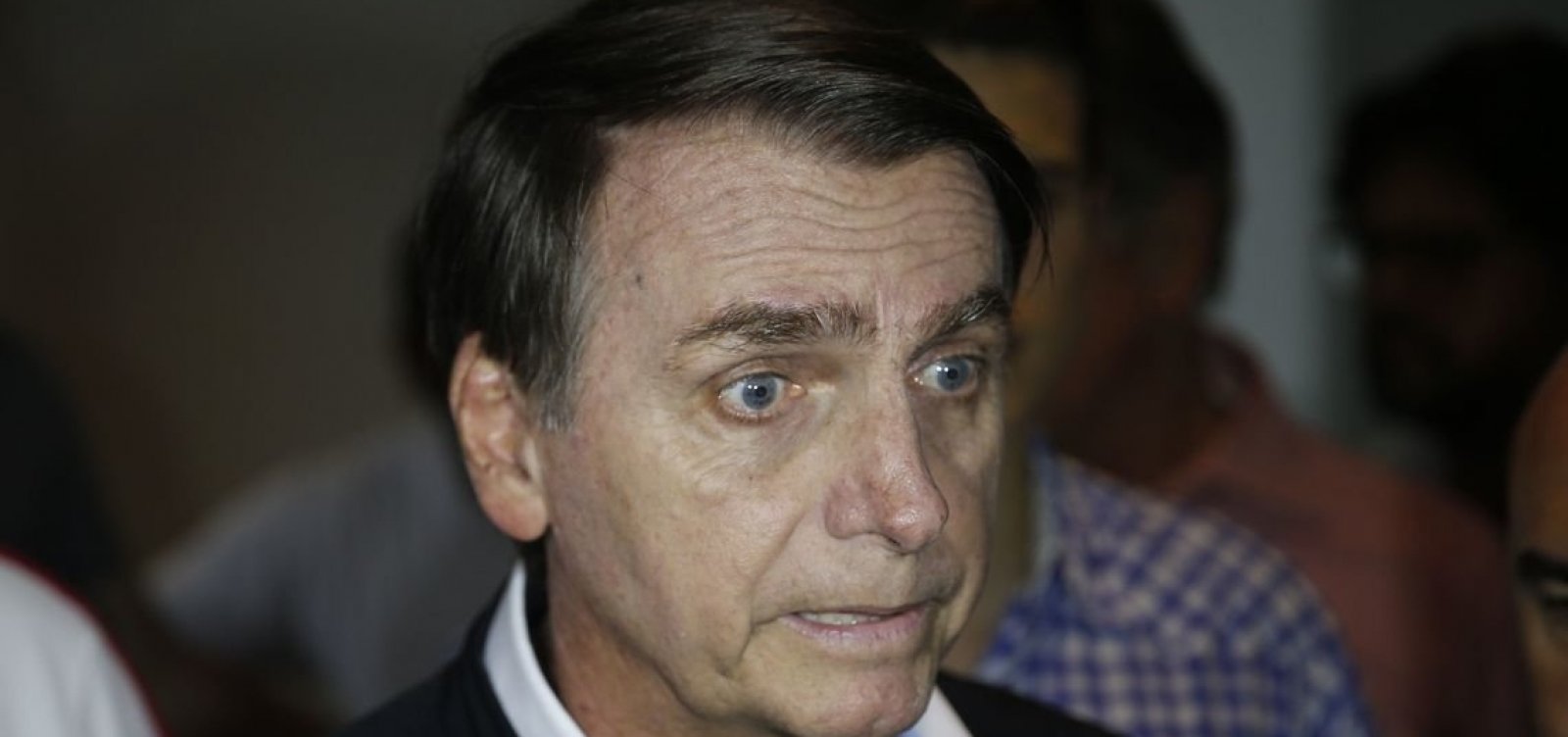 Rejeição de Bolsonaro bate recorde e chega a 43%, diz Datafolha
