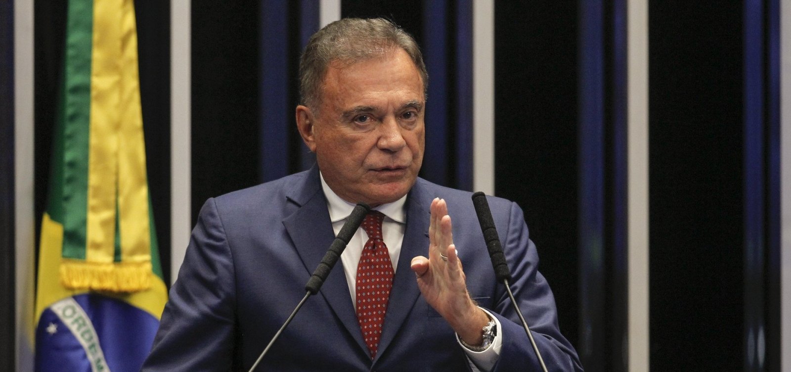 Álvaro Dias critica tom 'provocador' de Bolsonaro e avalia gestão de Moro
