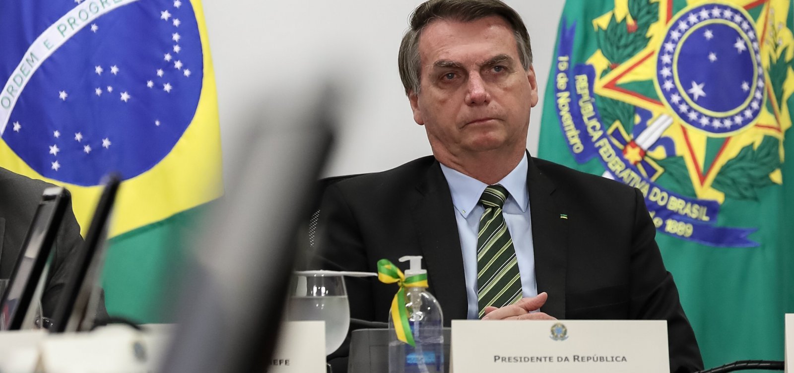 Parlamentares acusam Bolsonaro de querer manipular números da Covid-19