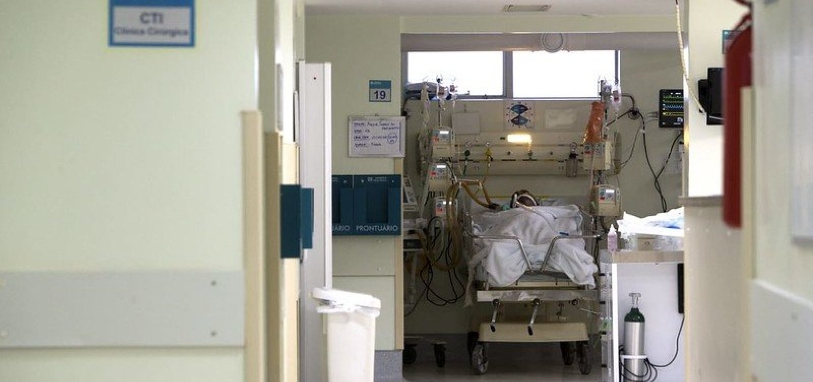 Prefeituras baianas registram 62 mortes a mais por Covid-19 do que aponta governo da Bahia