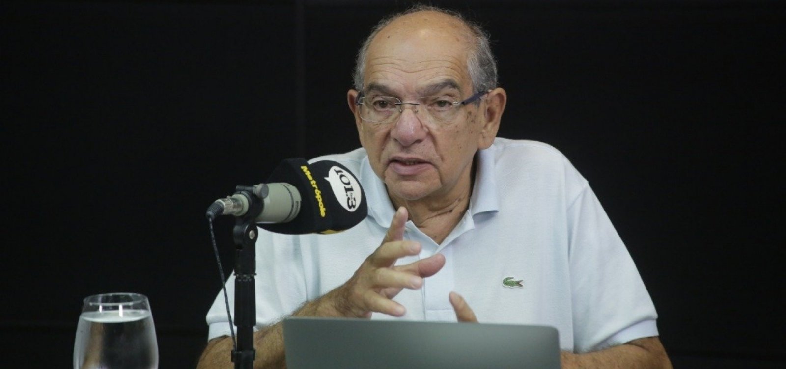 'Estamos vivendo numa República de bananas', diz MK sobre manipulação de dados da Covid-19; ouça