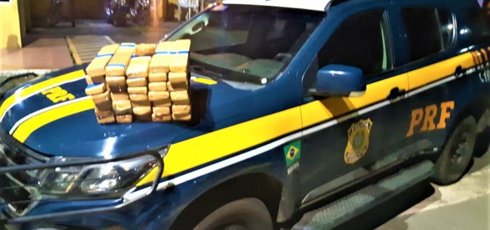 Casal é preso em Itabuna com 30kg de maconha escondidos em porta-malas