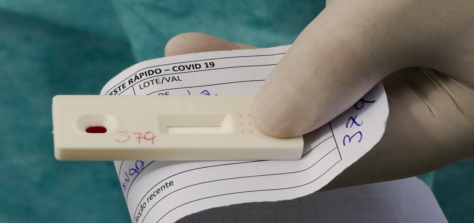 Covid-19: Brasil tem 37.840 mortes confirmadas, diz consórcio da imprensa em boletim das 13h