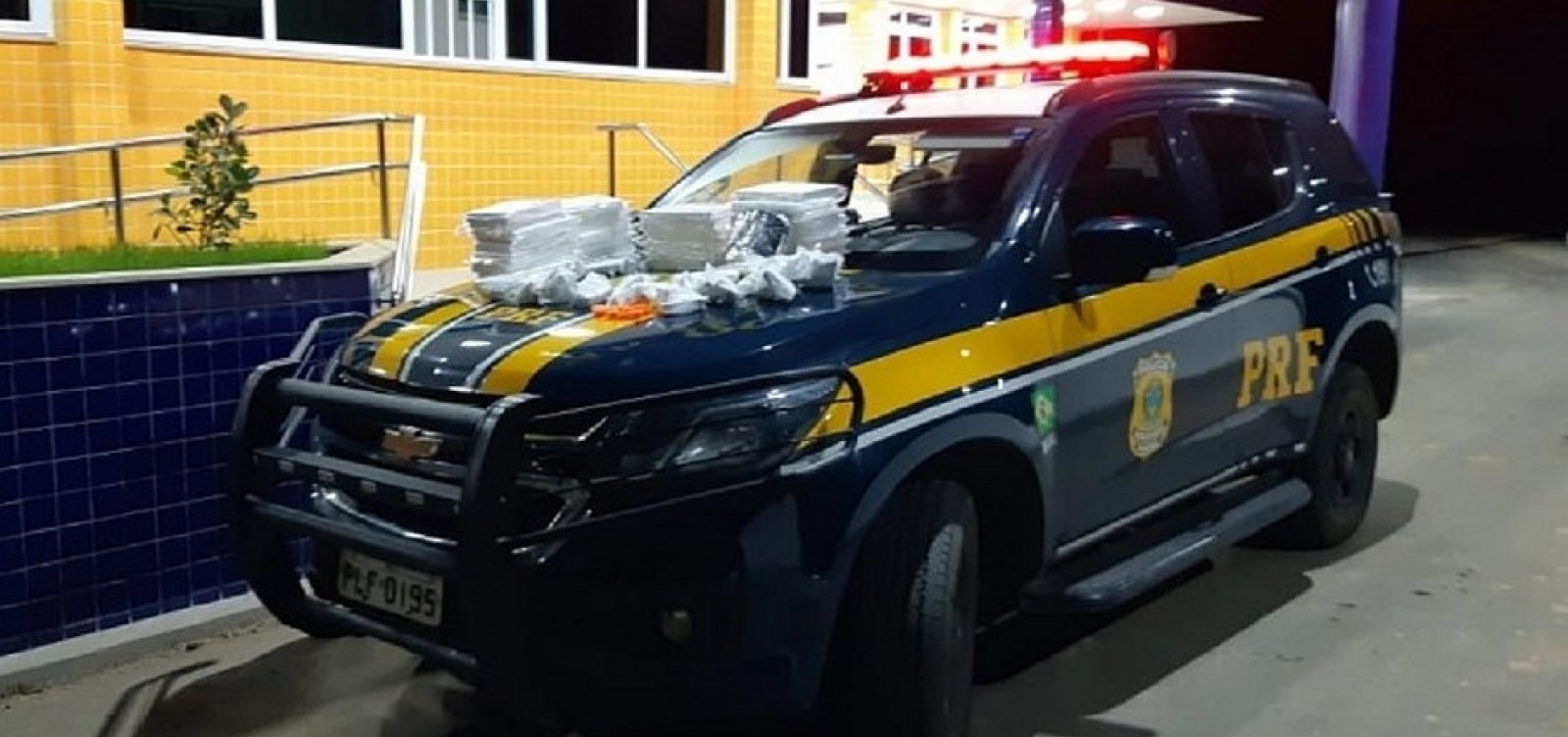 Casal é preso com 31 kg de cocaína e ‘supermaconha’, em Vitória da Conquista