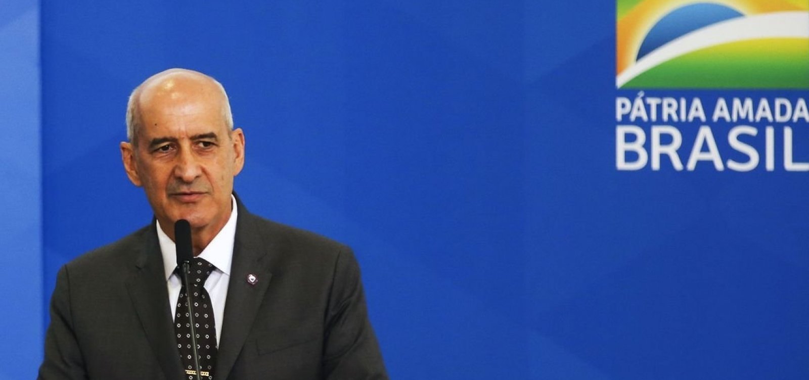 General Ramos diz que militares não darão golpe se ‘o outro lado não esticar a corda’