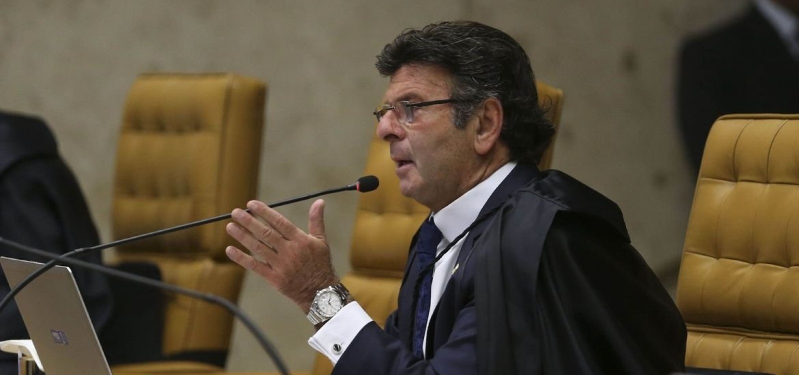 Fux diz, em decisão, que Forças Armadas não são ‘poder moderador’ em conflito entre poderes