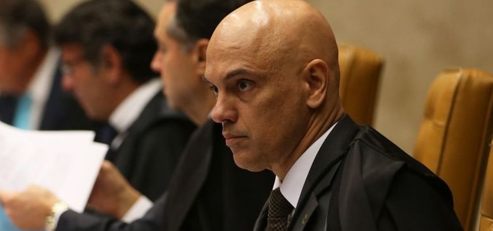 AGU pede revogação da liminar que exige dados totais sobre covid-19