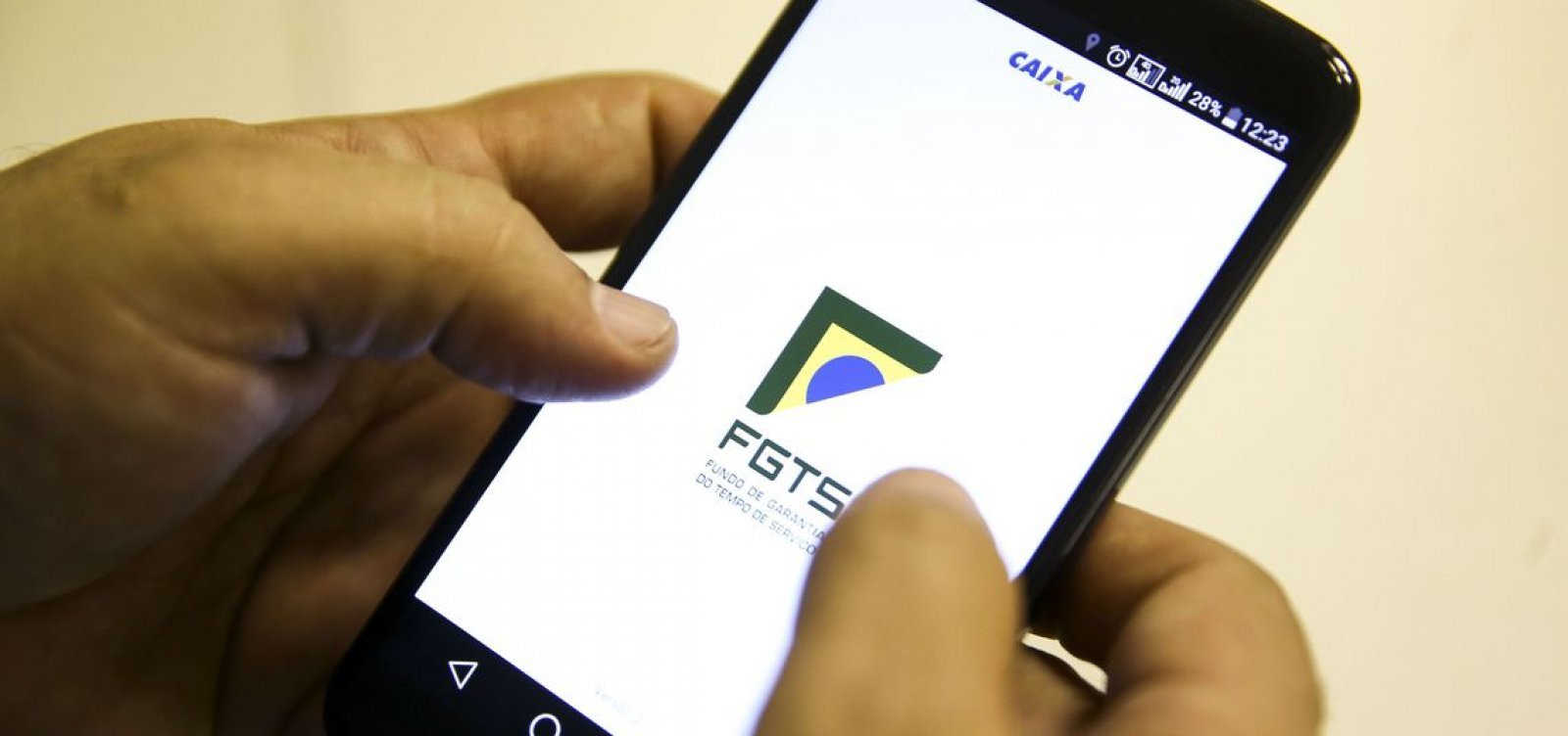 Pagamento de até R$ 1.045 do FGTS começa em 29 de junho