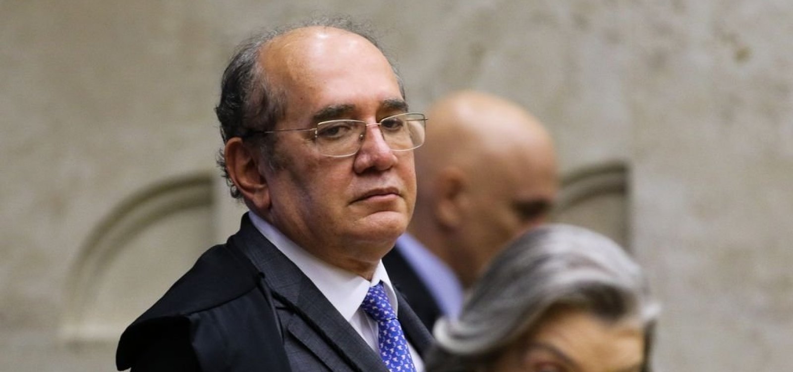 Invadir hospitais é crime, estimular também, diz Gilmar Mendes