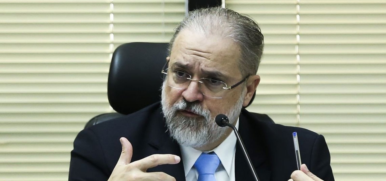 Aras cobra investigação do Ministério Público dos estados contra invasão de hospitais
