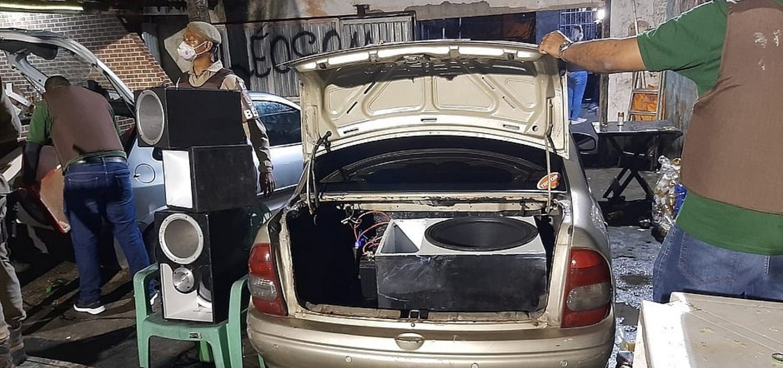 Festas do tipo 'paredão' são encerradas pela PM em Salvador e Camaçari