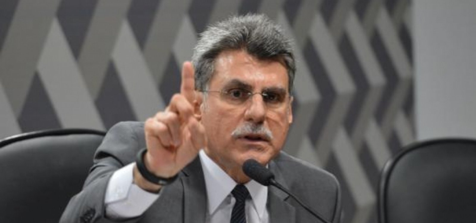 Ex-senadores Romero Jucá e Valdir Raupp viram réus da Lava Jato por corrupção