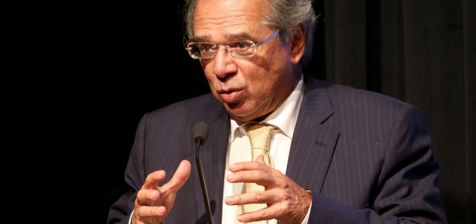 Guedes diz que ainda há estatais demais e dinheiro de menos para educação