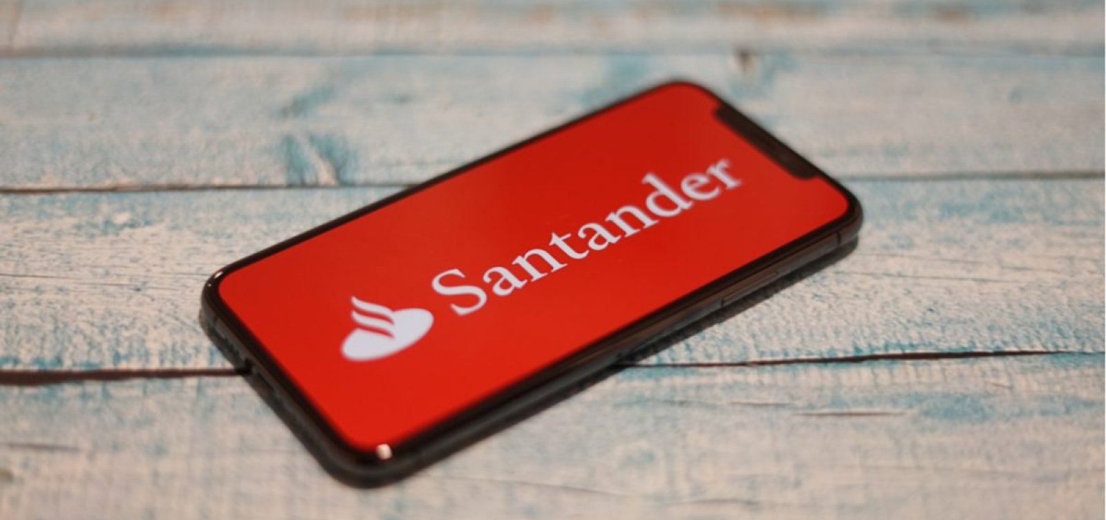 Bancários temem que Santander promova demissões e começam campanha