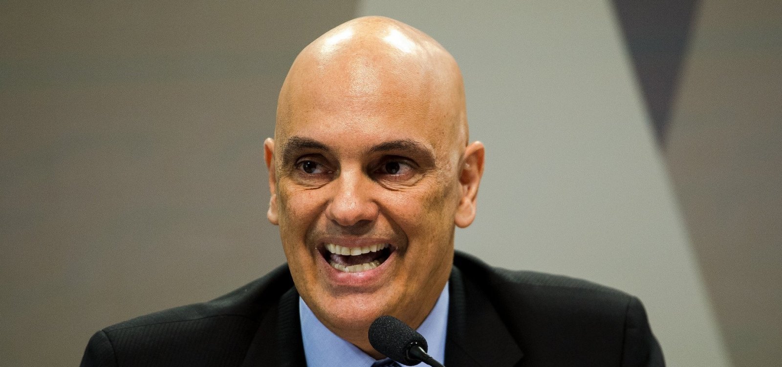 Moraes determina que redes sociais informem dados de monetização de páginas bolsonaristas