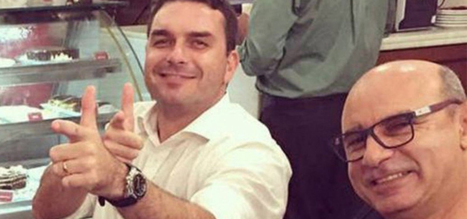 Flávio diz que prisão de Queiroz foi ‘mais um ataque a Bolsonaro’
