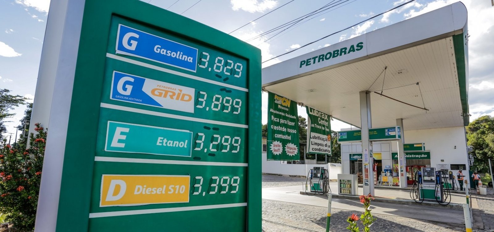Preços de gasolina e diesel sobem nas refinarias a partir desta sexta