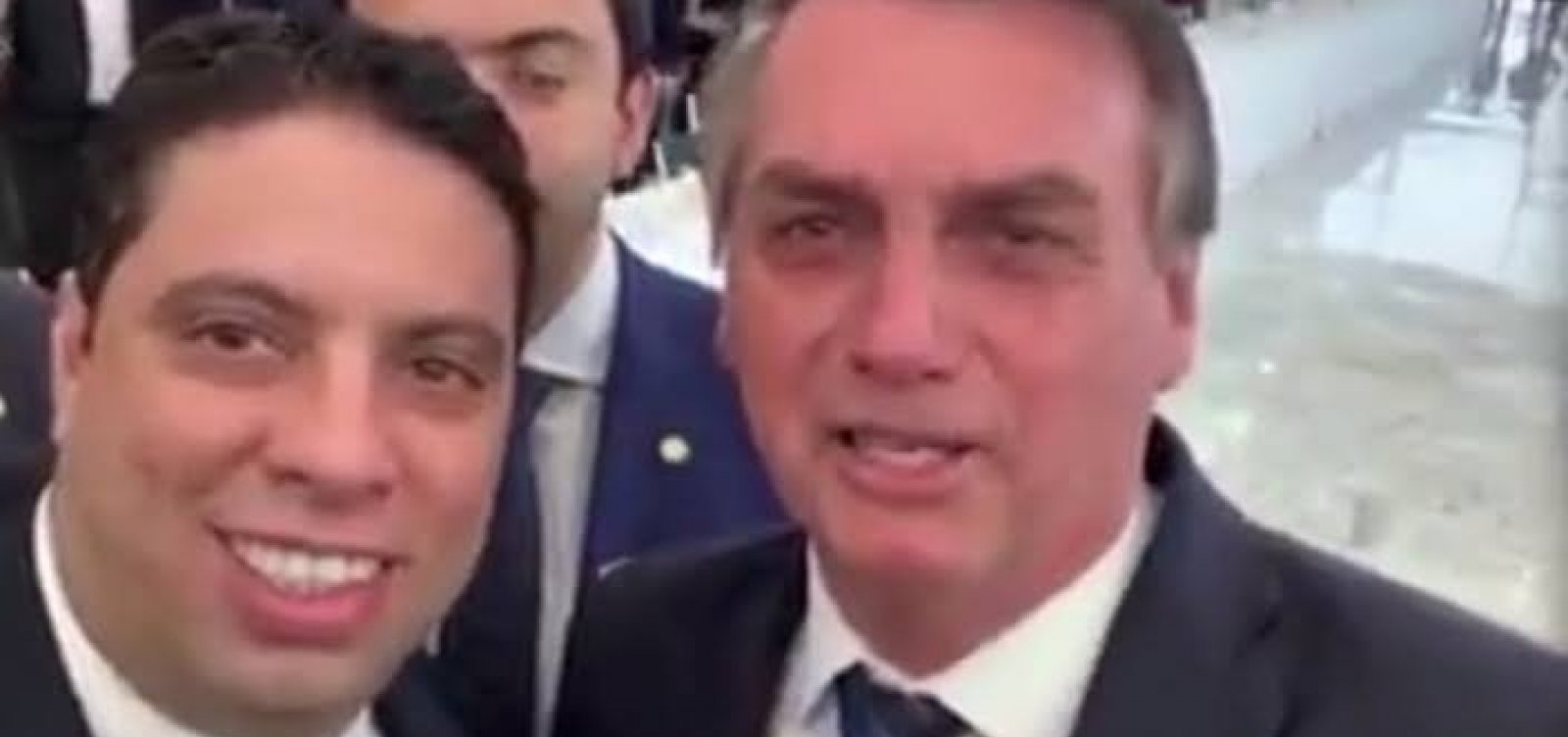 Relator de processo contra Eduardo grava com Bolsonaro e agradece verba