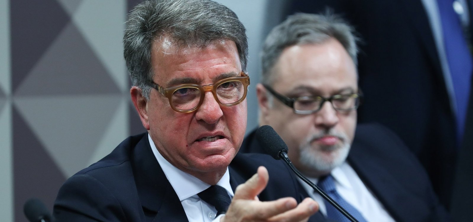 Paulo Marinho: Família Bolsonaro vive em ‘síndrome de conspiração’
