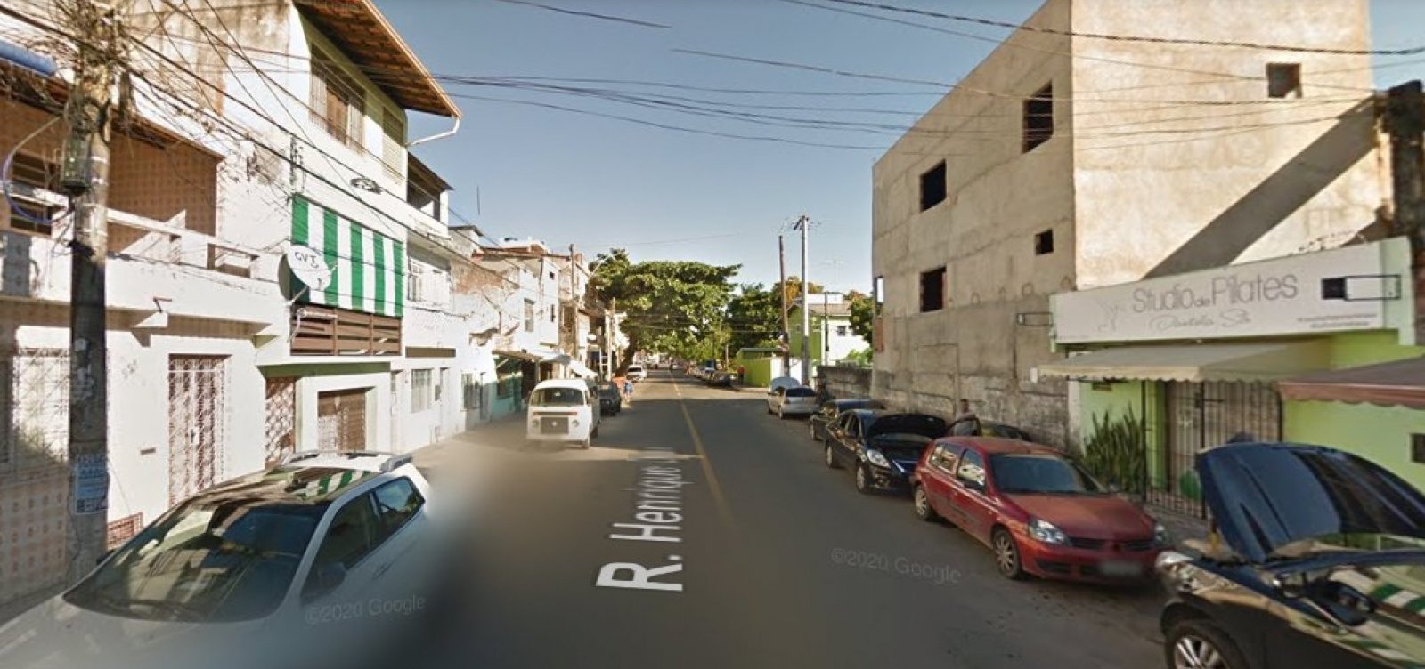 Rua Henrique Dias é interditada para avanço de obras do Caminho da Fé