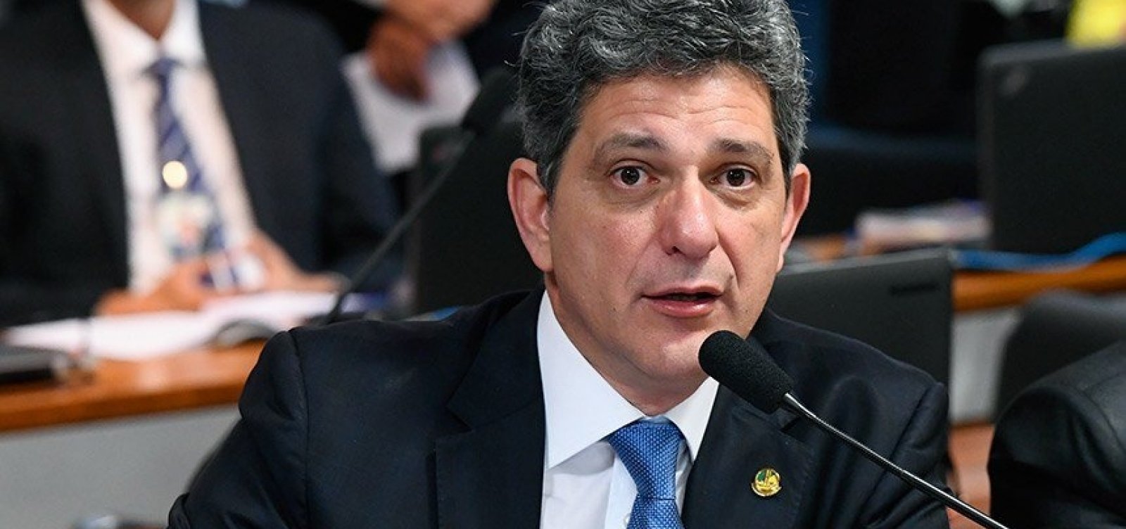 Senador de Sergipe diz que apoiaria candidatura de Rui Costa a presidente da República