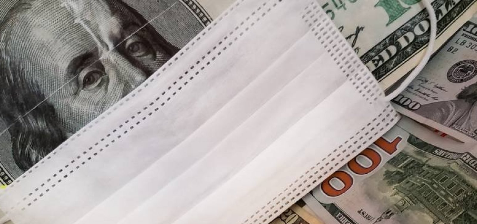 Dólar fecha em queda com expectativa por estímulo e possível vacina para Covid-19