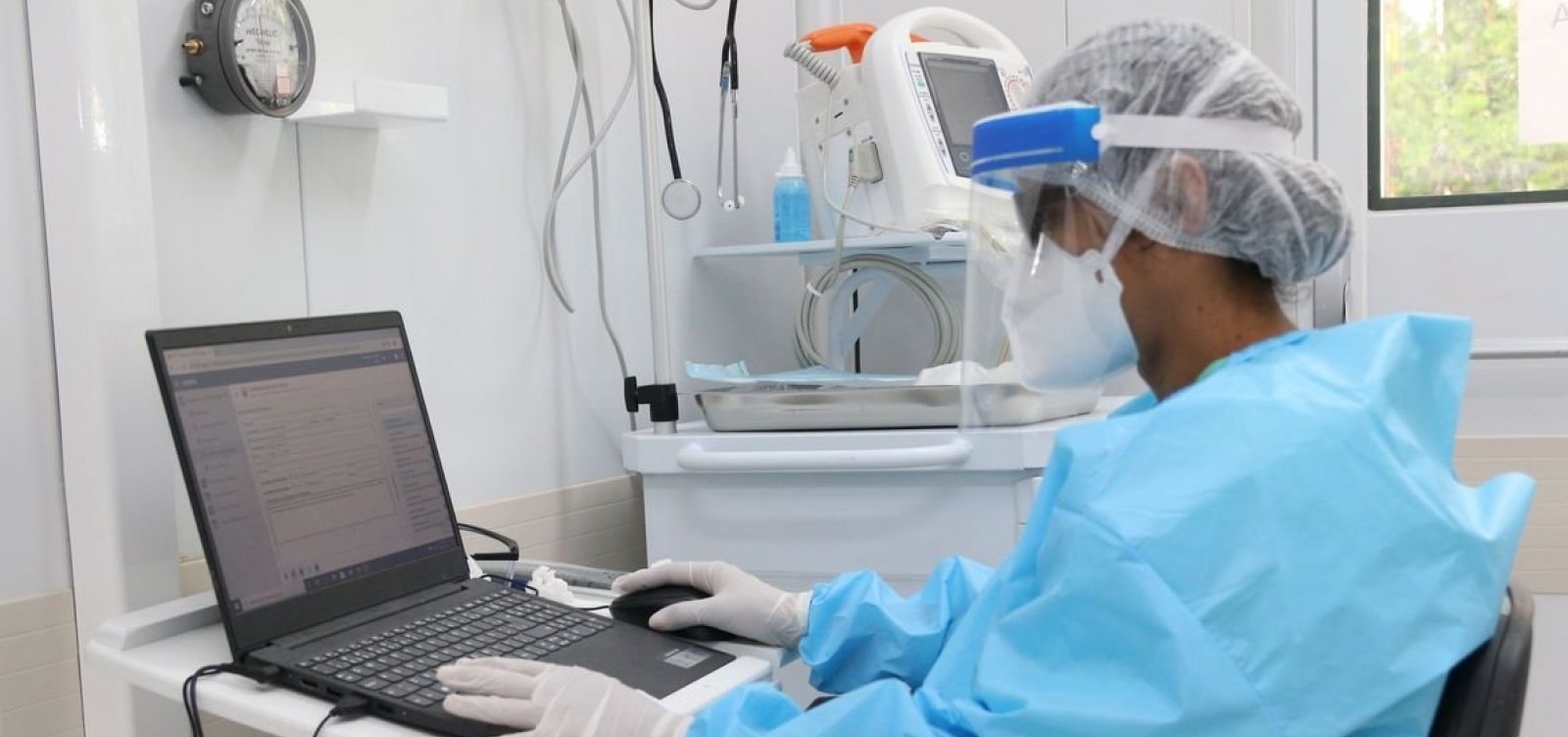 Fiocruz: covid-19 se estabilizou em níveis altos de incidência e morte