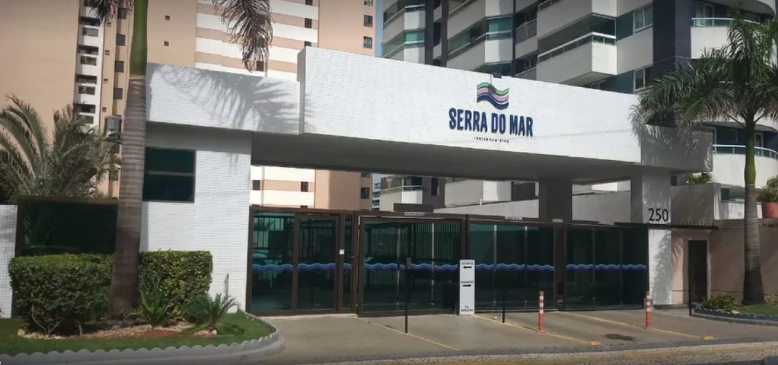 Médica que caiu de prédio em Salvador está internada em estado grave