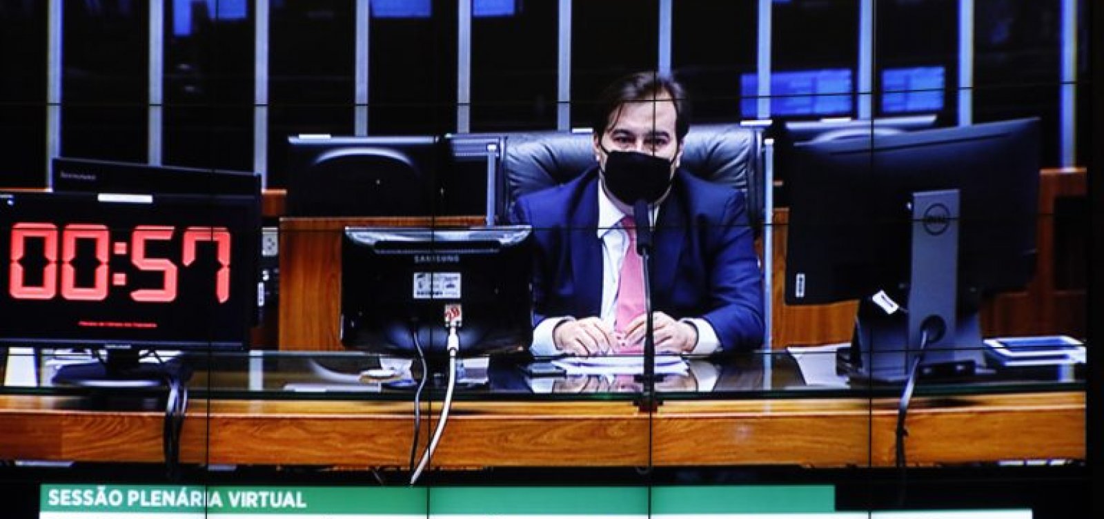 Deputados aprovam PEC do novo Fundeb em 1º turno, com repasse maior da União