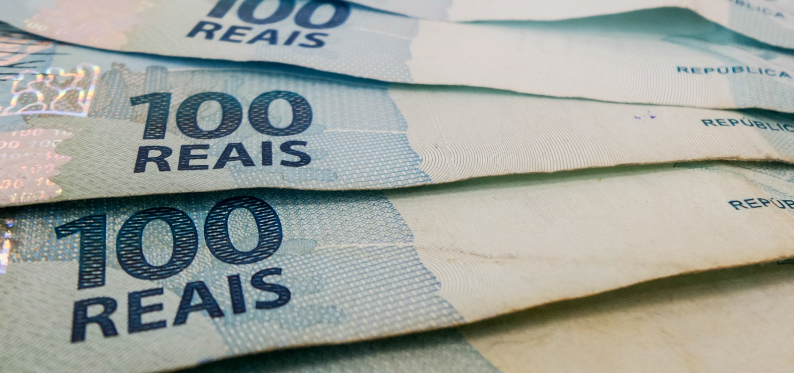 Patrimônio dos super-ricos brasileiros cresce US$ 34 bilhões durante a pandemia, diz ONG