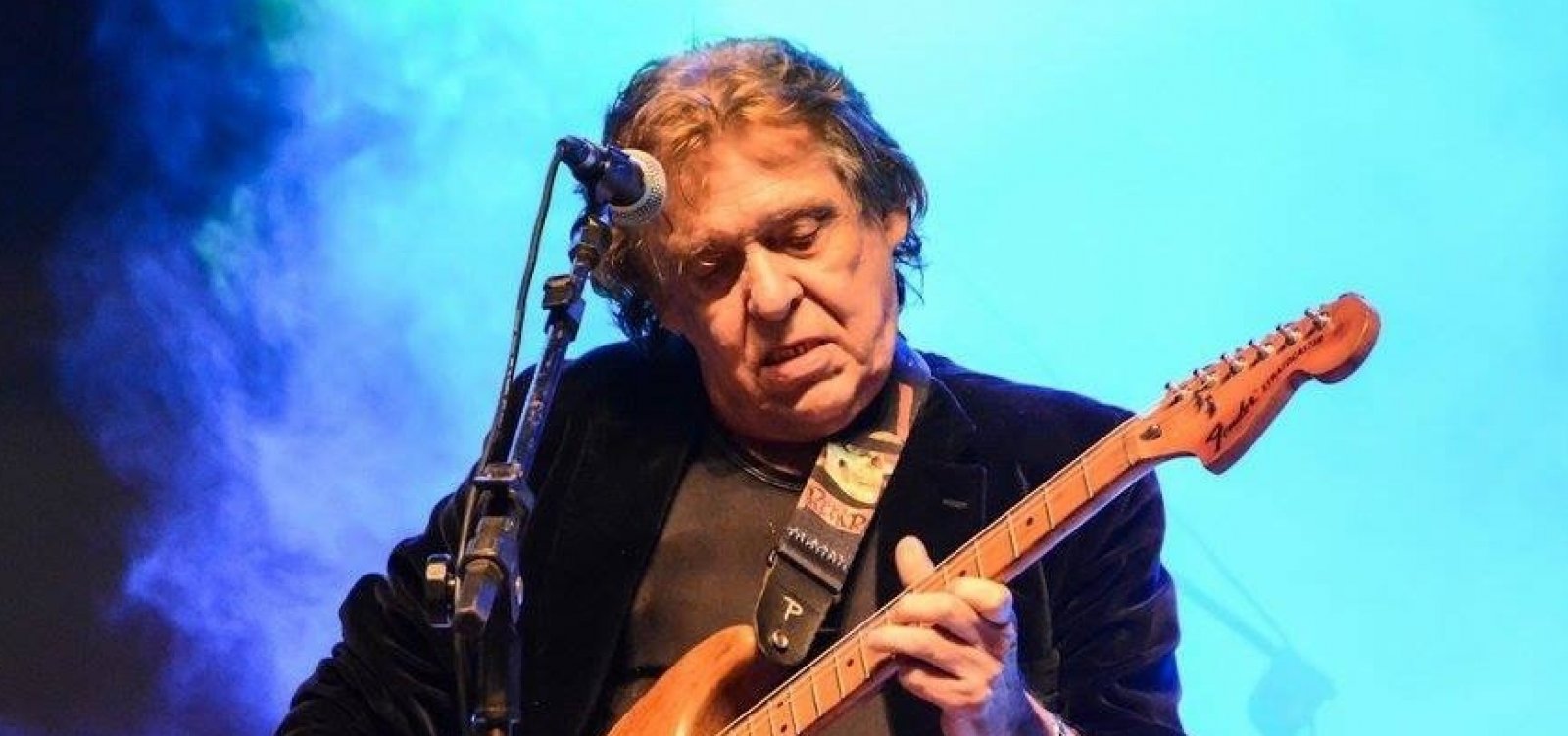 Morre Renato Barros, vocalista da banda Renato e Seus Blue Caps, aos 76 anos
