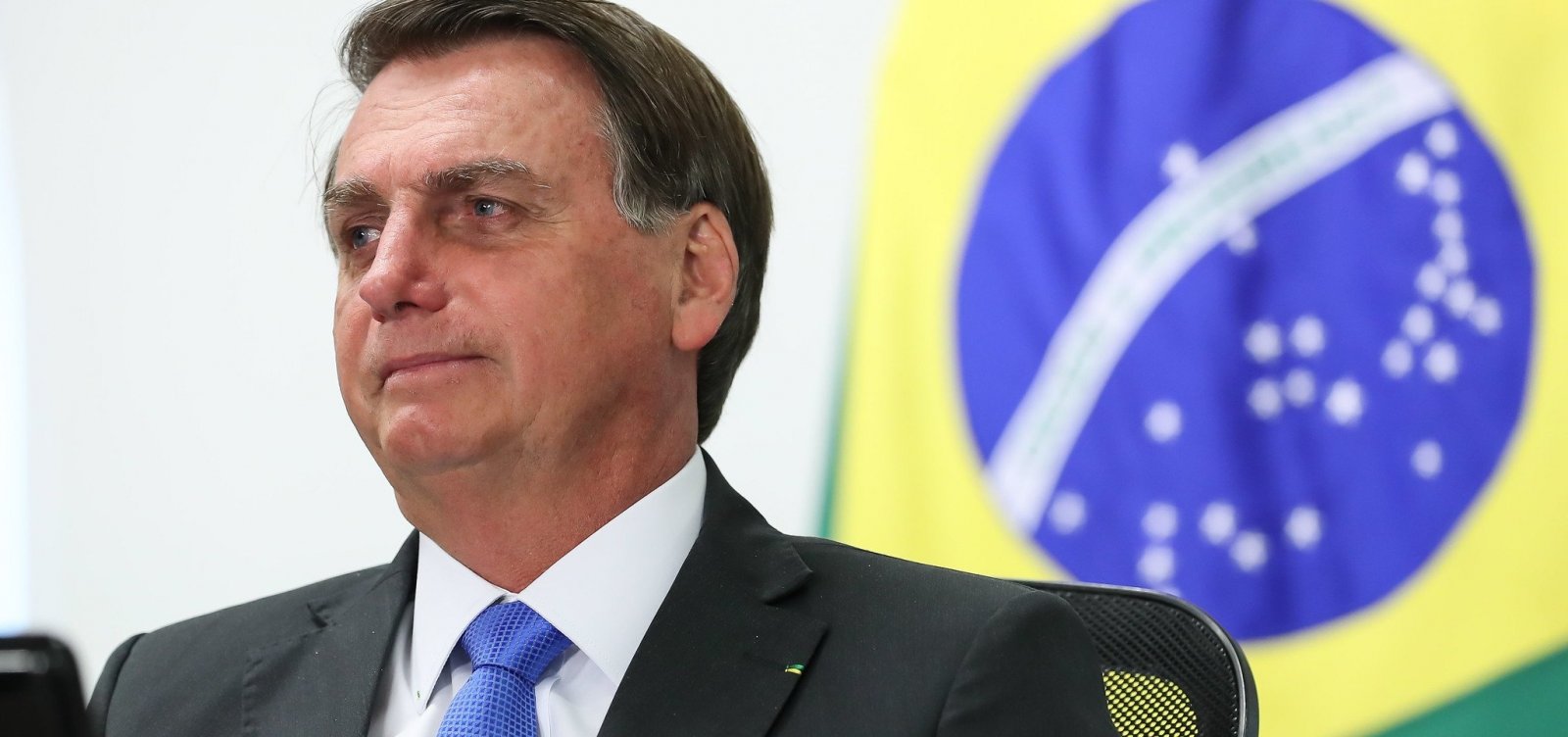 Após 'debandada' na Economia, Bolsonaro defende privatizações e teto de gastos