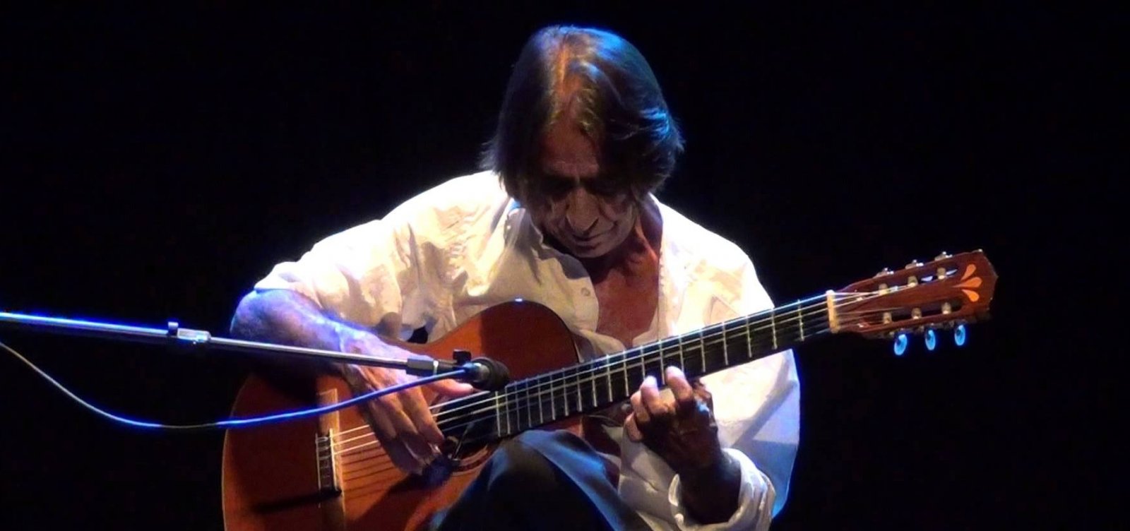 Aderbal Duarte decifra João Gilberto em show online nesta sexta