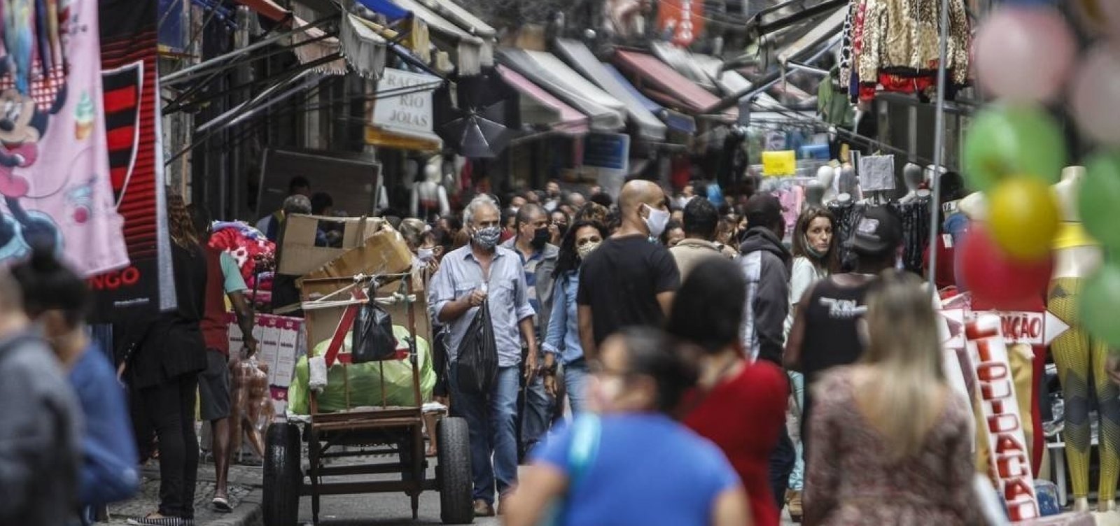 Brasil registra 112.445 mortes por Covid-19, diz consórcio de imprensa em boletim das 8h