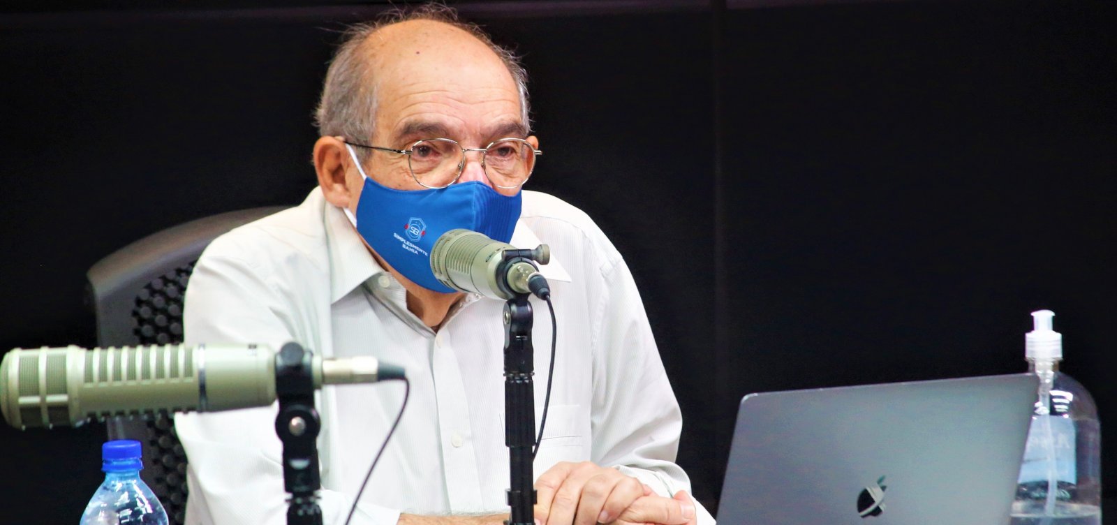 'Nós vamos ter que conviver com o coronavírus muito tempo', avalia Mário Kertész; ouça