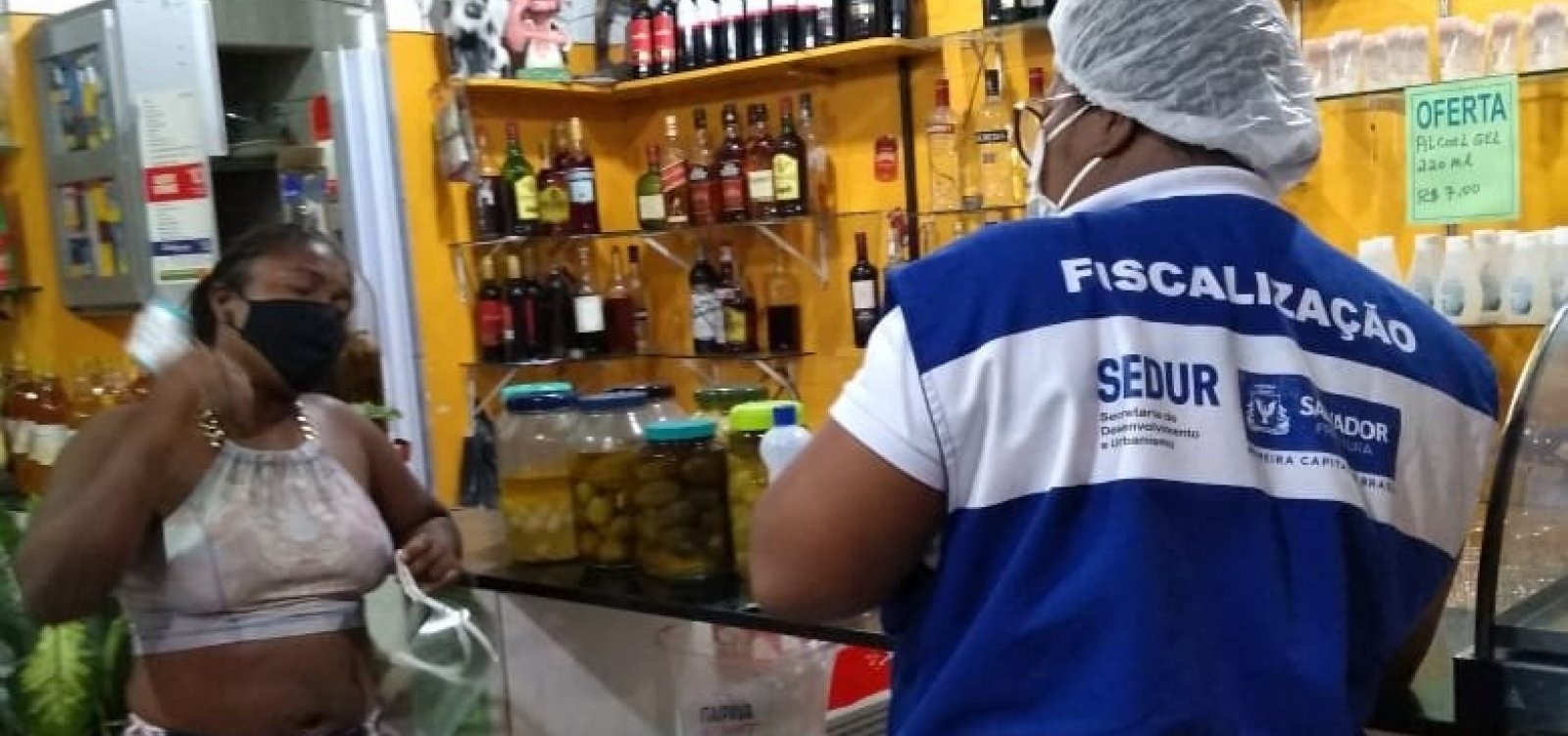 Seis bares têm alvarás cassados após desobedecerem interdição em Salvador